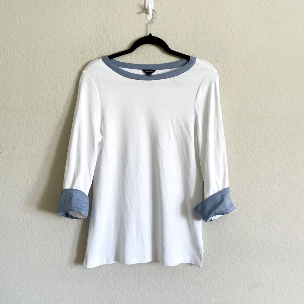 Nautica Women's White and Blue Top size M stretch contemporary modern academia
